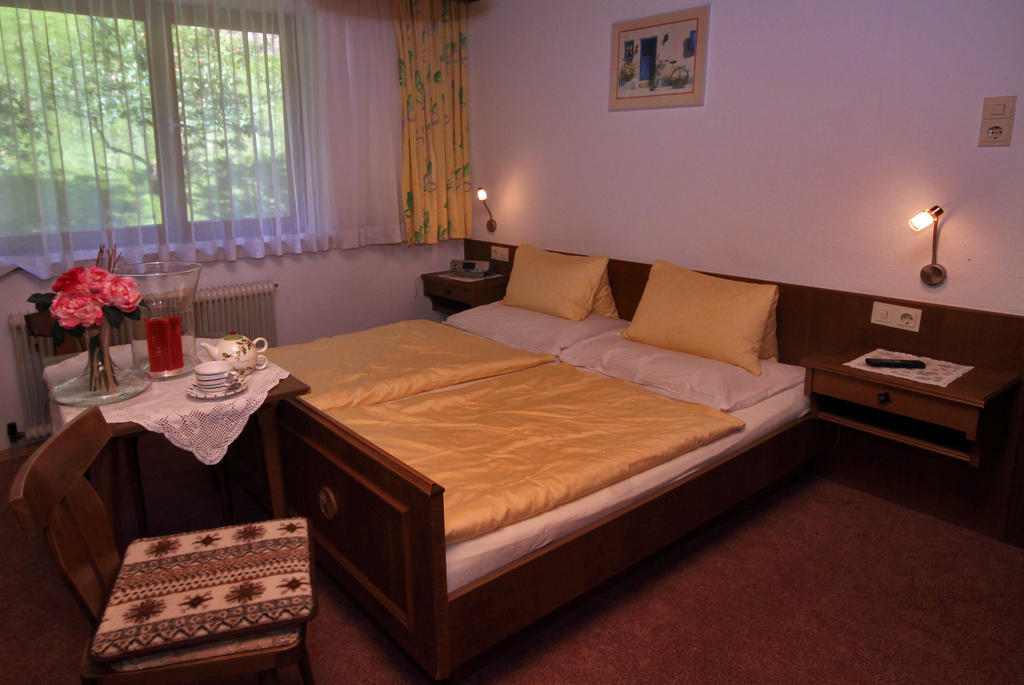 Privatzimmer Kammerlander Neukirchen am Großvenediger Стая снимка